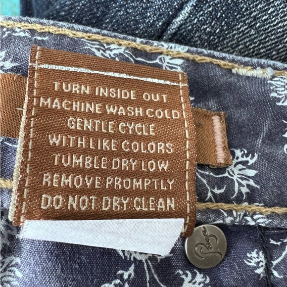 Paige Hollywood Hills Bootcut Jeans Low-Rise Stretch Medium Blue Wash Size 27 - Picture 16 of 16